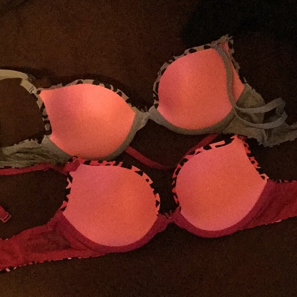 SOLD - Picture 2 of 3